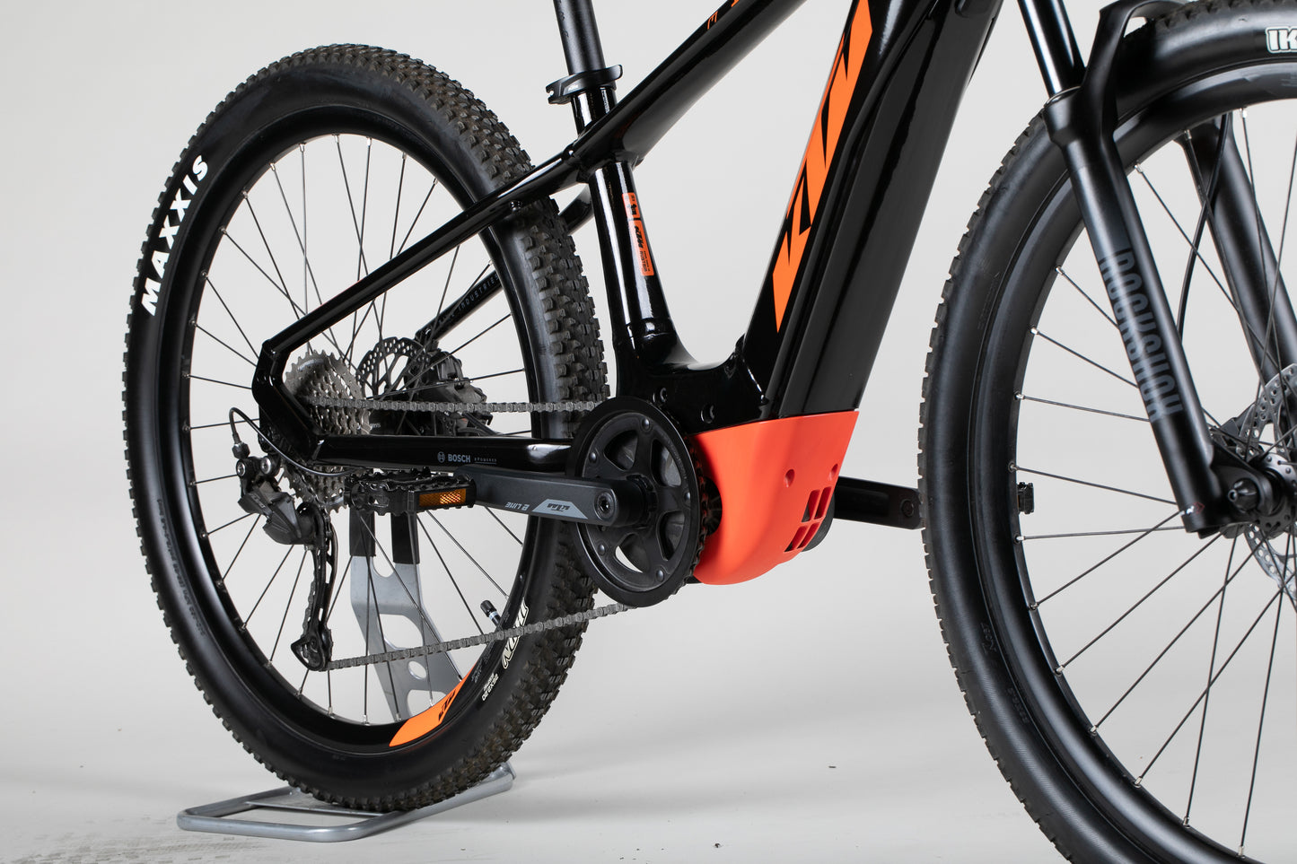 KTM Macina MiniMe 561 - käytetty lasten sähköpyörä 140-165 cm ajajalle