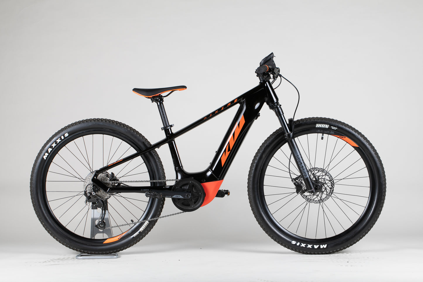 KTM Macina MiniMe 561 - käytetty lasten sähköpyörä 140-165 cm ajajalle