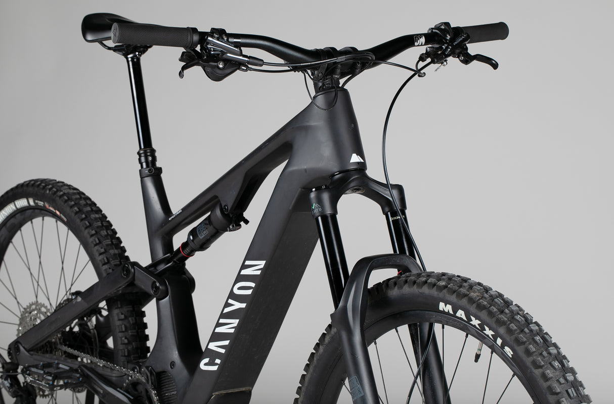 Canyon Spectral:On Cf 7 - käytetty sähköpyörä 177-187 cm ajajalle