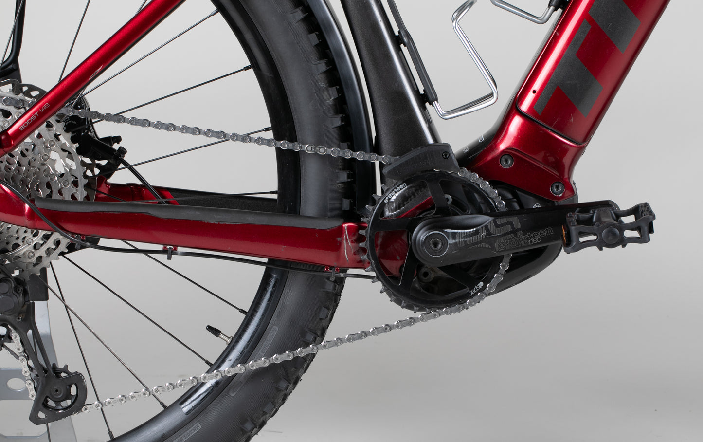 Trek Powerfly 7 - käytetty sähköpyörä 177-188 cm ajajalle