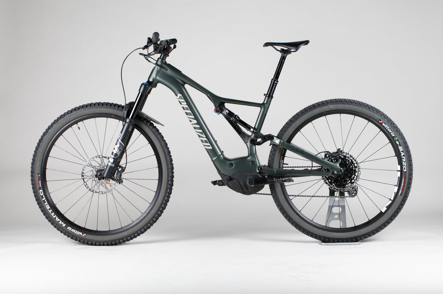 Specialized Turbo Levo - käytetty sähköpyörä 178-193 cm ajajalle