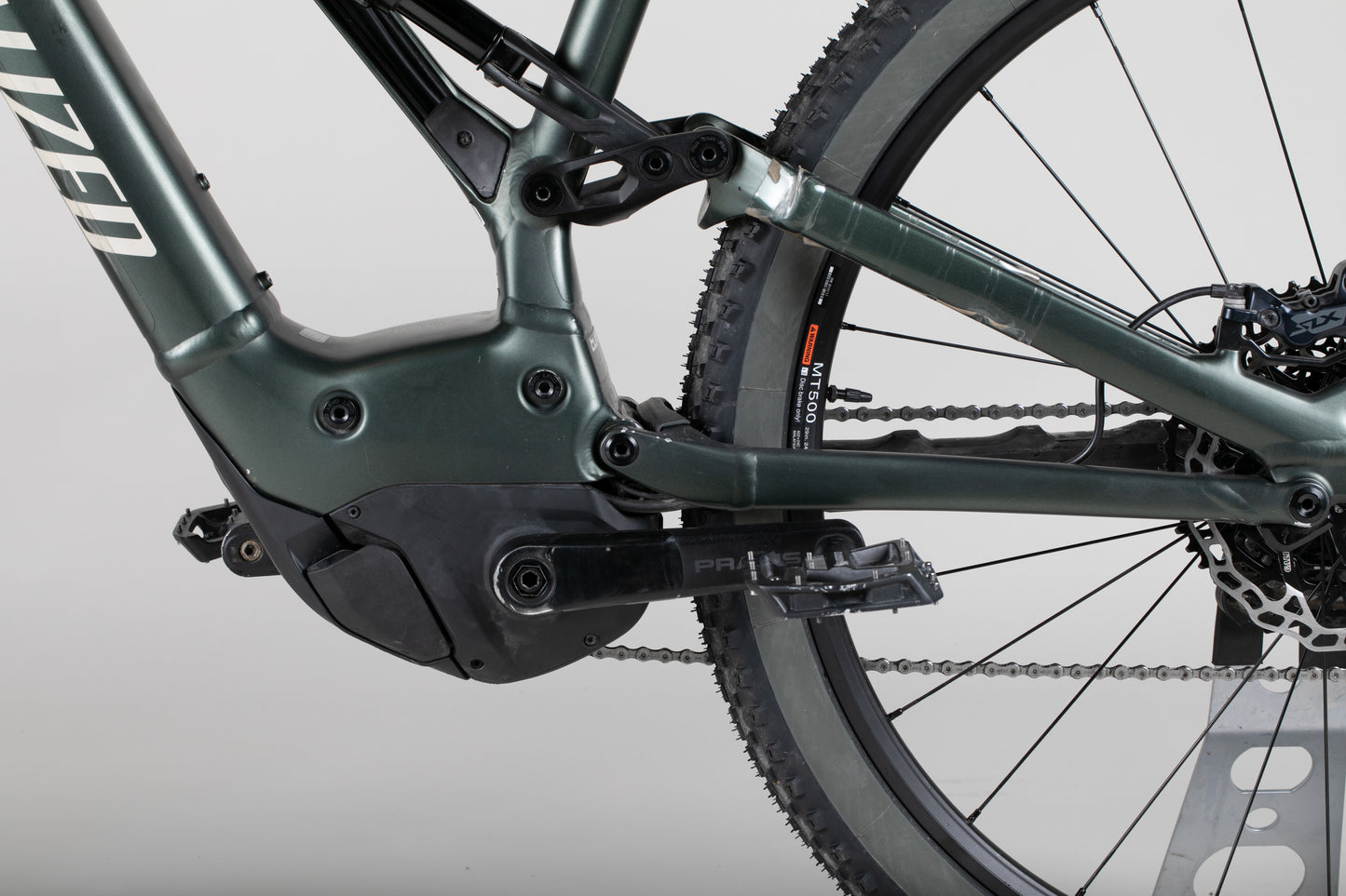 Specialized Turbo Levo - käytetty sähköpyörä 178-193 cm ajajalle