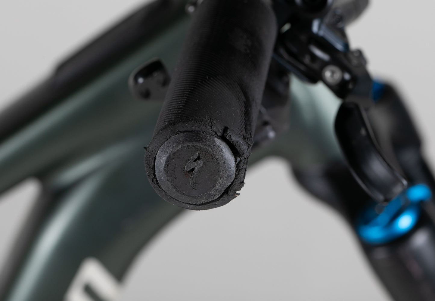 Specialized Turbo Levo - käytetty sähköpyörä 178-193 cm ajajalle