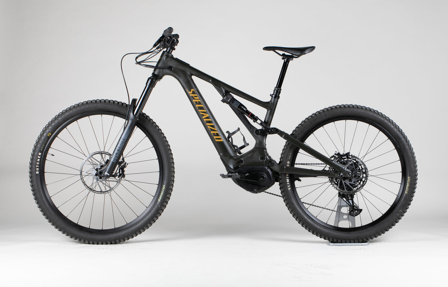 Specialized Turbo Levo Alloy - käytetty sähköpyörä 173-188 cm ajajalle