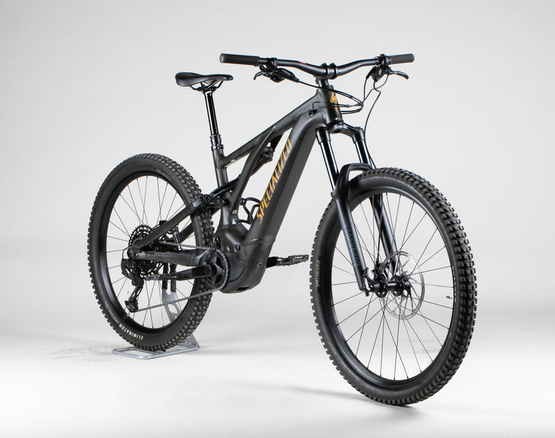 Specialized Turbo Levo Alloy - käytetty sähköpyörä 173-188 cm ajajalle