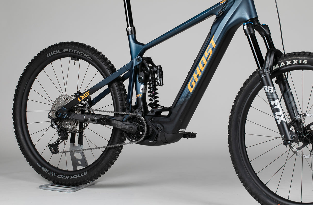 Ghost E-Riot EN CF Pro - käytetty sähköpyörä 187-196 cm ajajalle