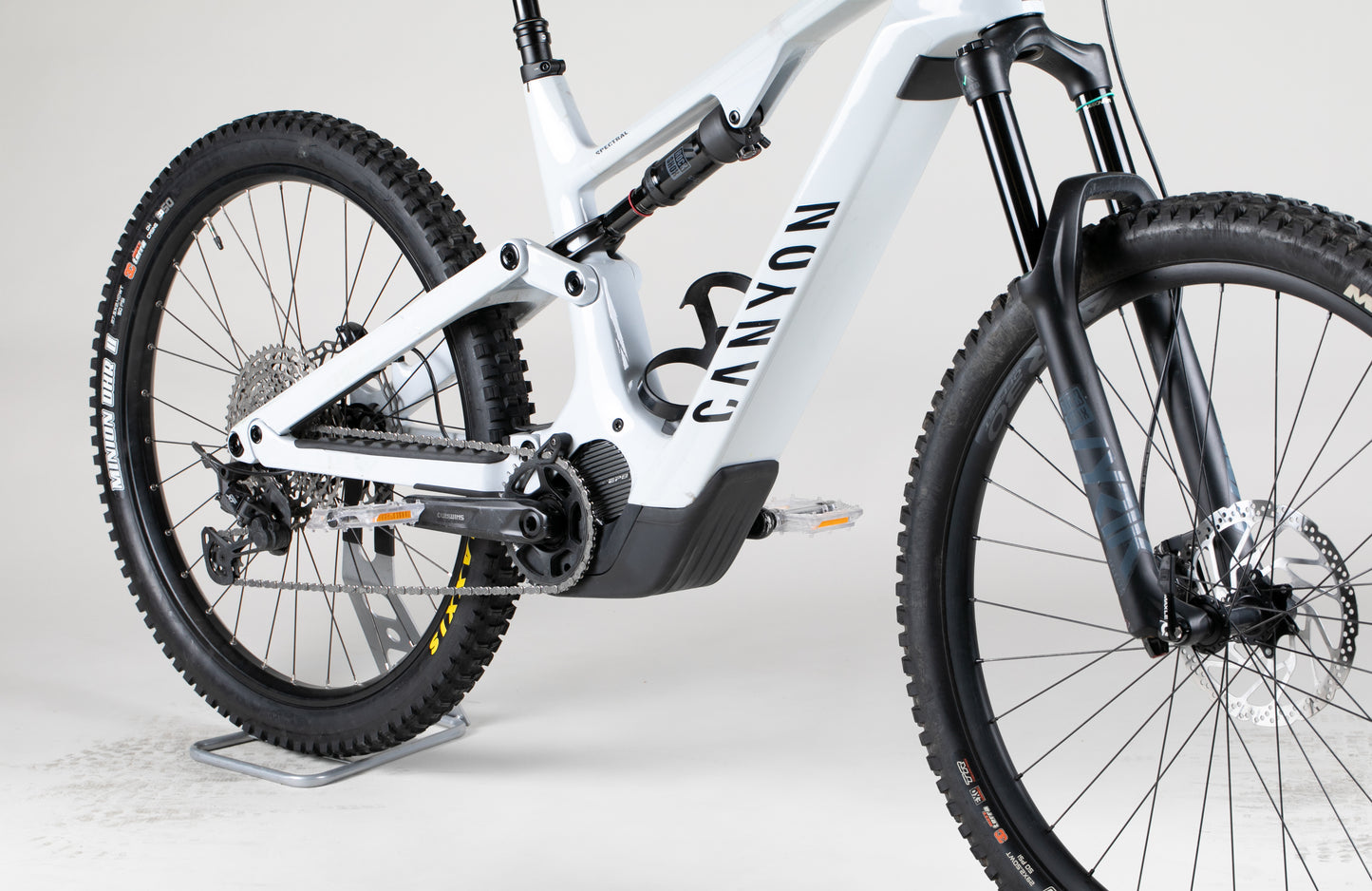 Canyon Spectral:ON CF 7 - käytetty sähköpyörä ajajalle 183-192 cm