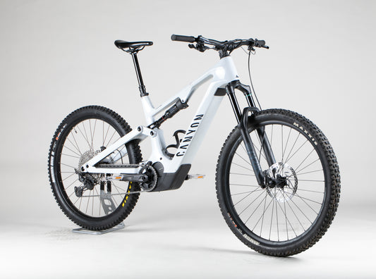 Canyon Spectral:ON CF 7 - käytetty sähköpyörä ajajalle 183-192 cm