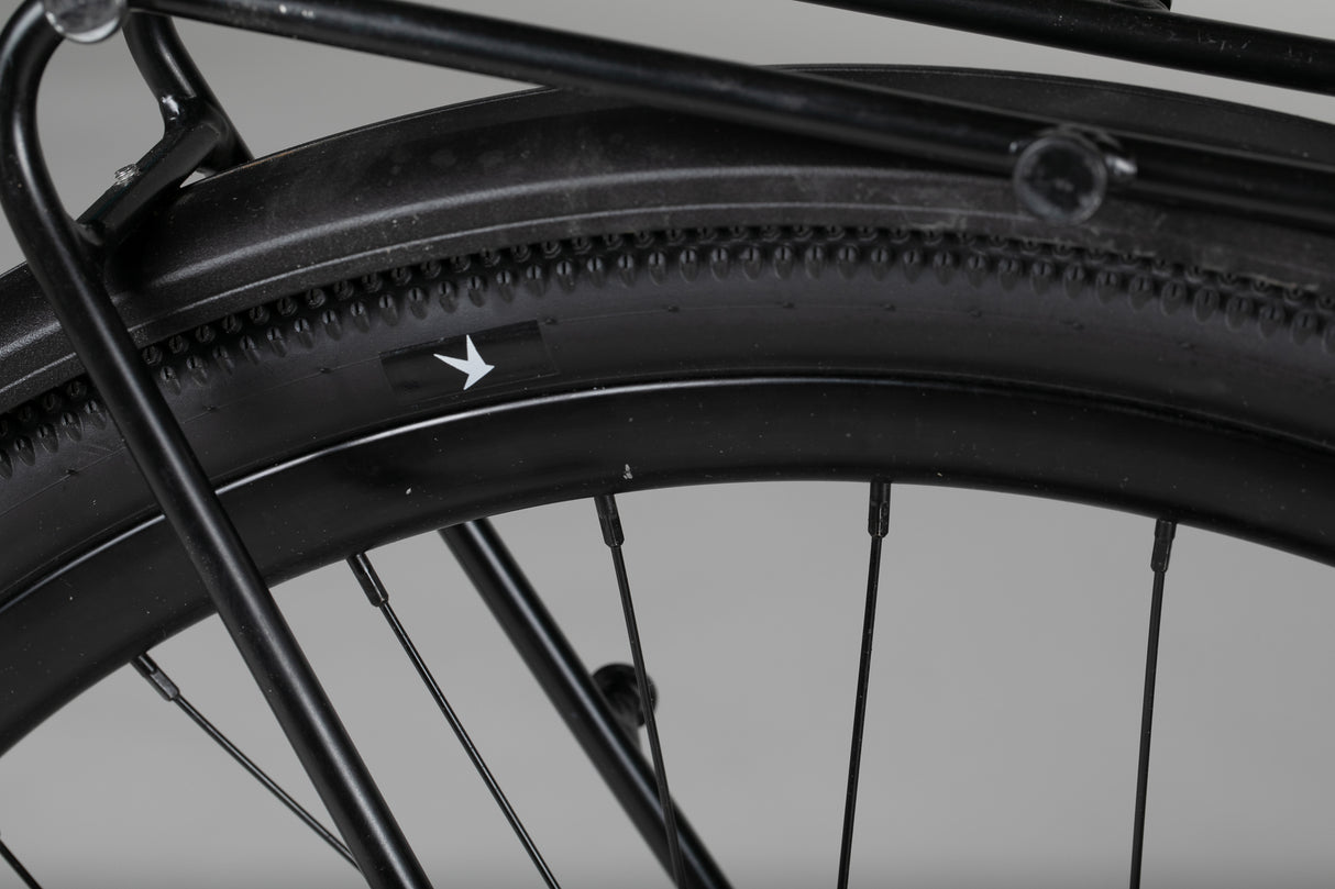 Canyon Commuter:On 7 - käytetty sähköpyörä 168-181 cm ajajalle