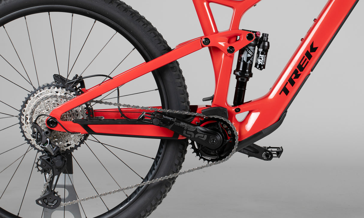 Trek Fuel Exe 9.7 - käytetty sähköpyörä 177-188 cm ajajalle