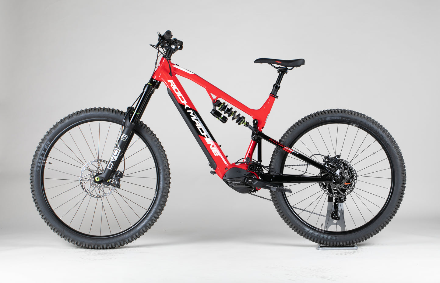 Rock Machine Blizzard Int e70-297 - käytetty sähköpyörä 170-185 cm ajajalle