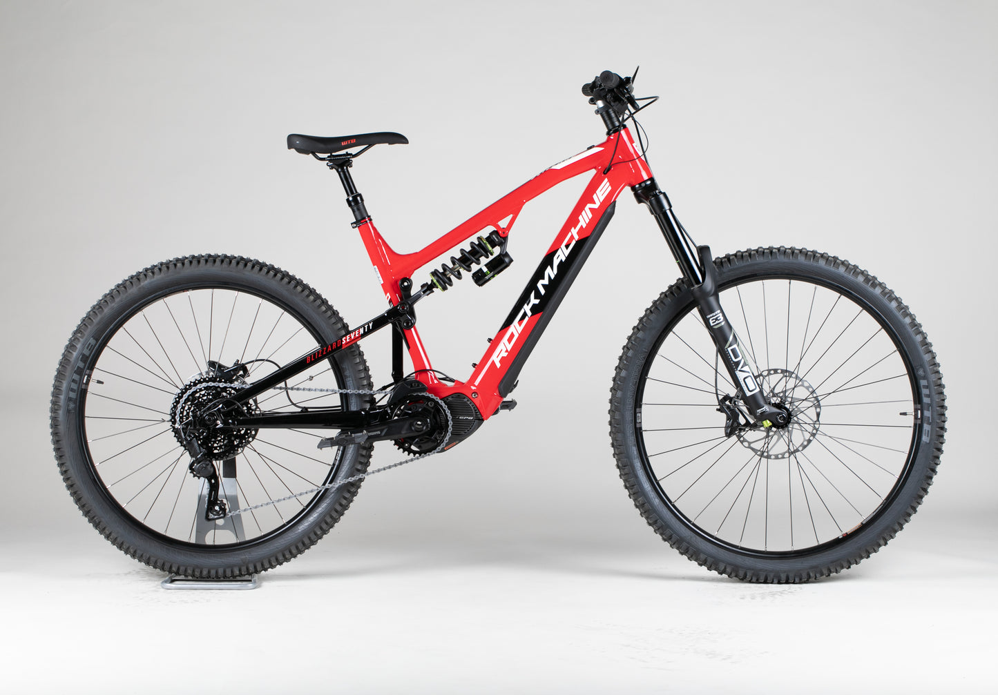 Rock Machine Blizzard Int e70-297 - käytetty sähköpyörä 170-185 cm ajajalle