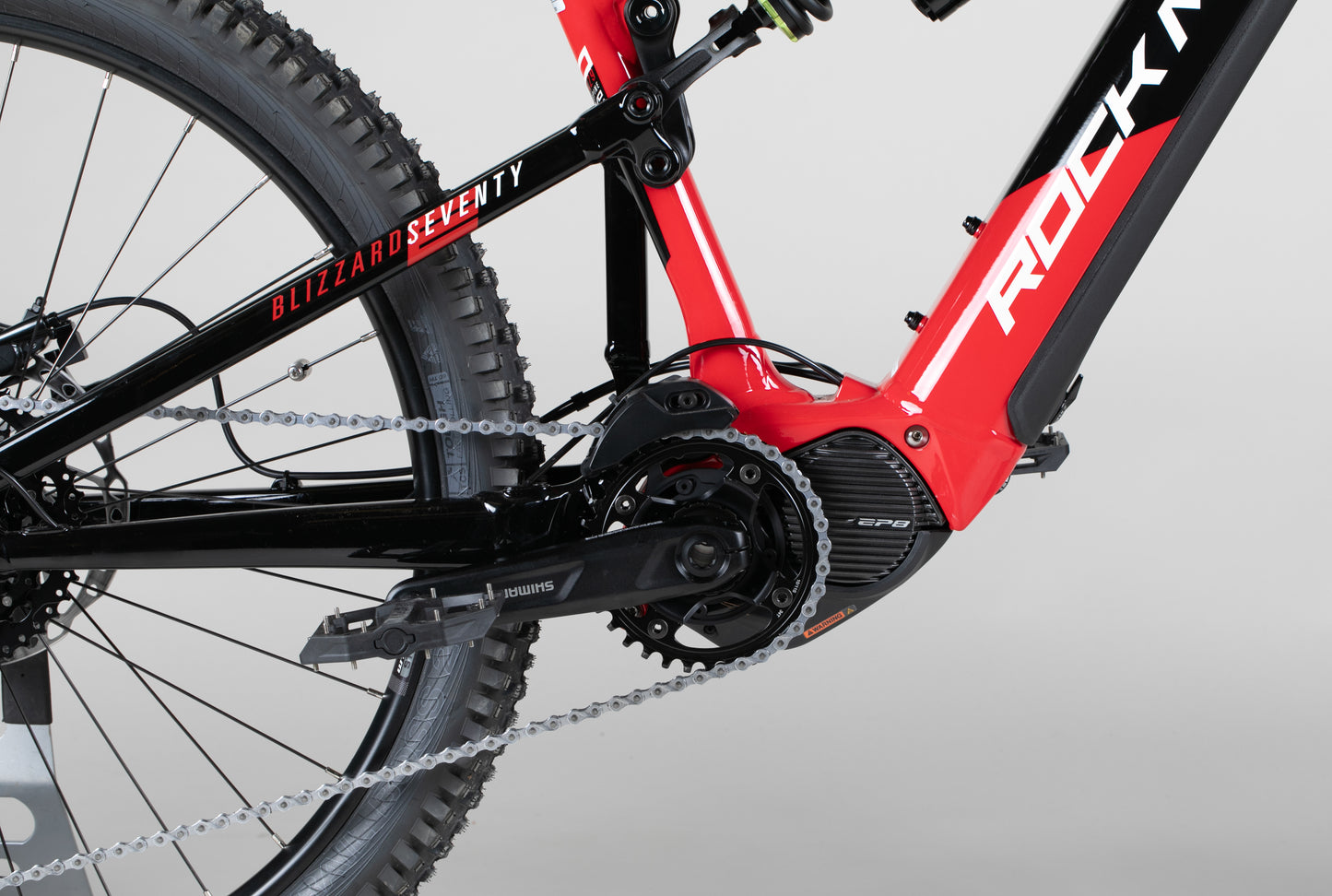 Rock Machine Blizzard Int e70-297 - käytetty sähköpyörä 170-185 cm ajajalle