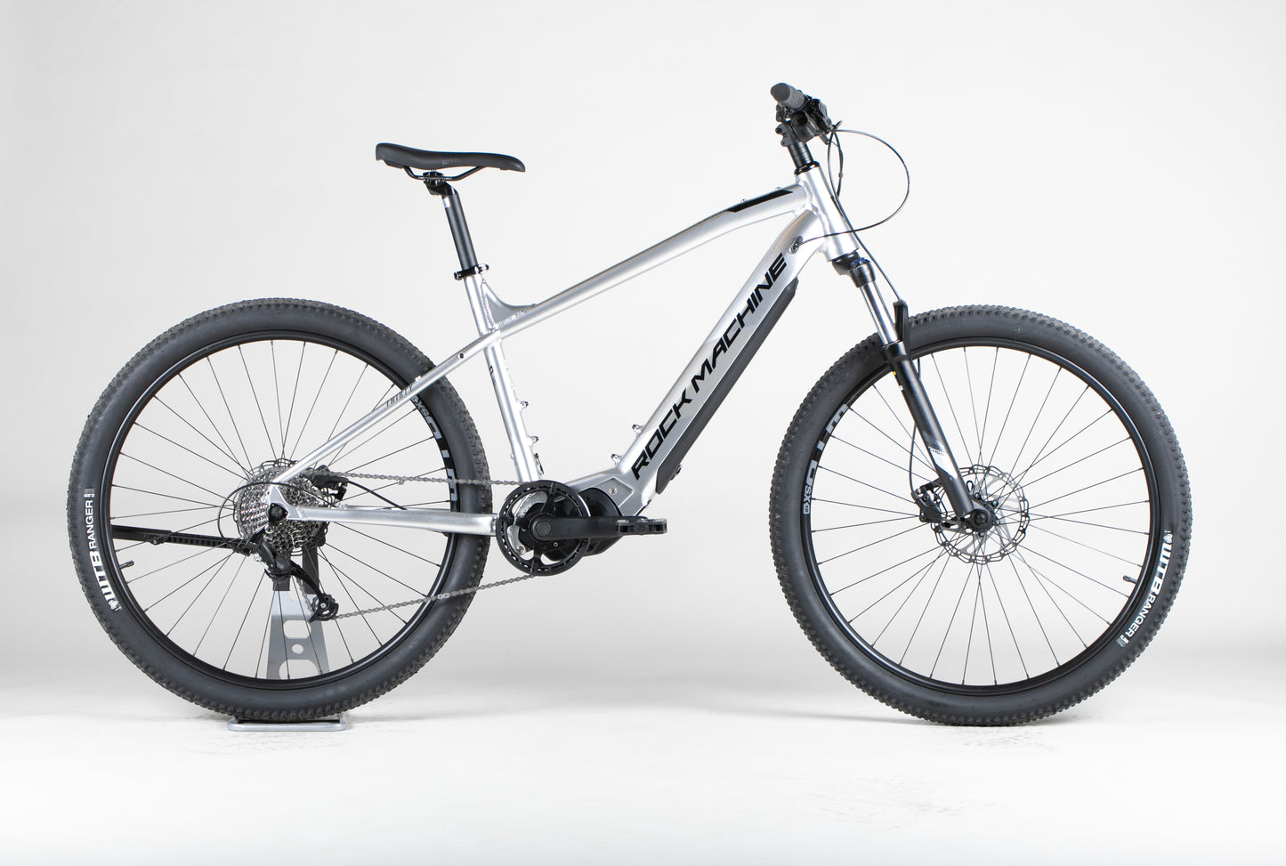 Rock Machine Torrent e30 - käytetty sähköpyörä 170-185 cm ajajalle