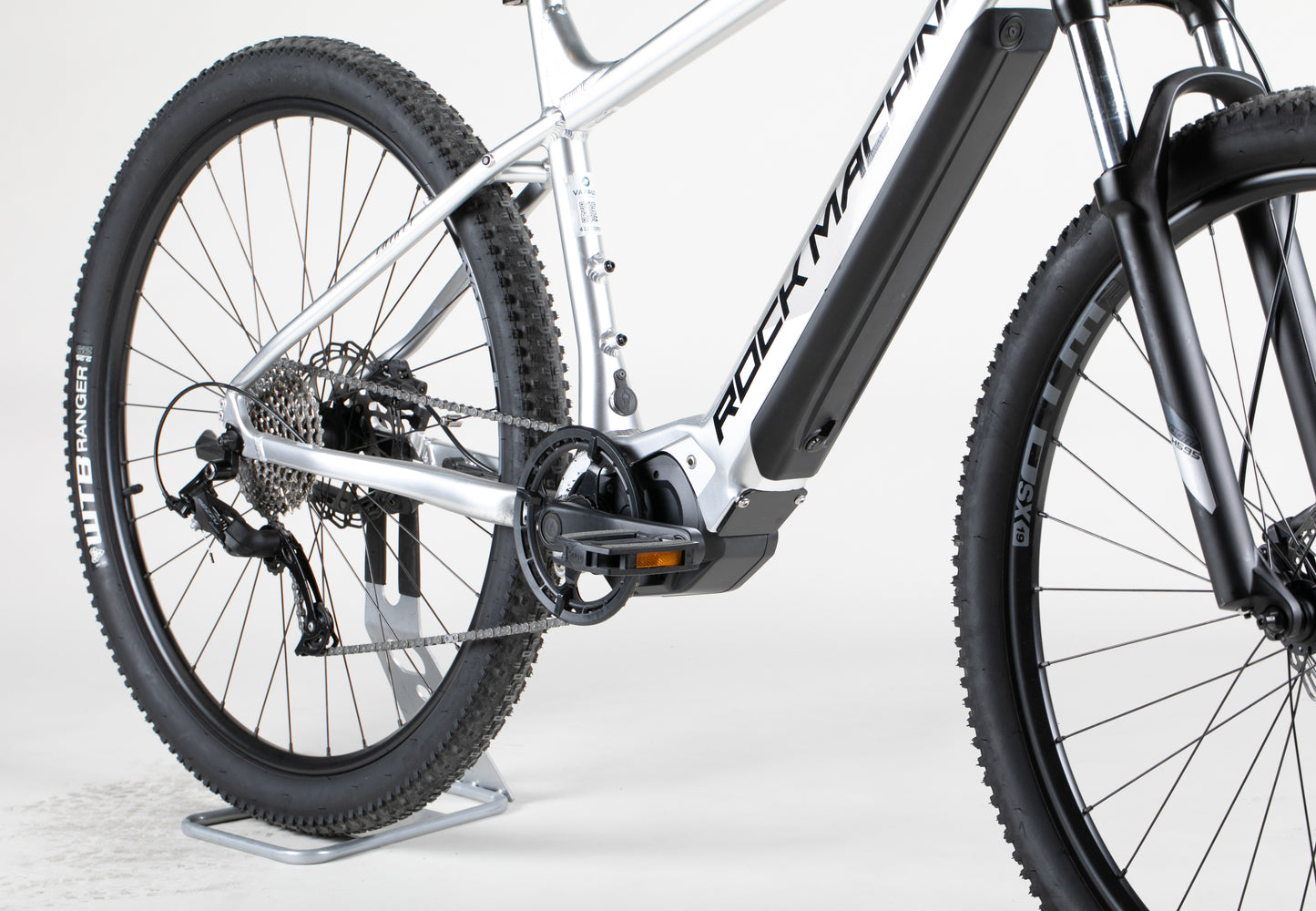 Rock Machine Torrent e30 - käytetty sähköpyörä 170-185 cm ajajalle