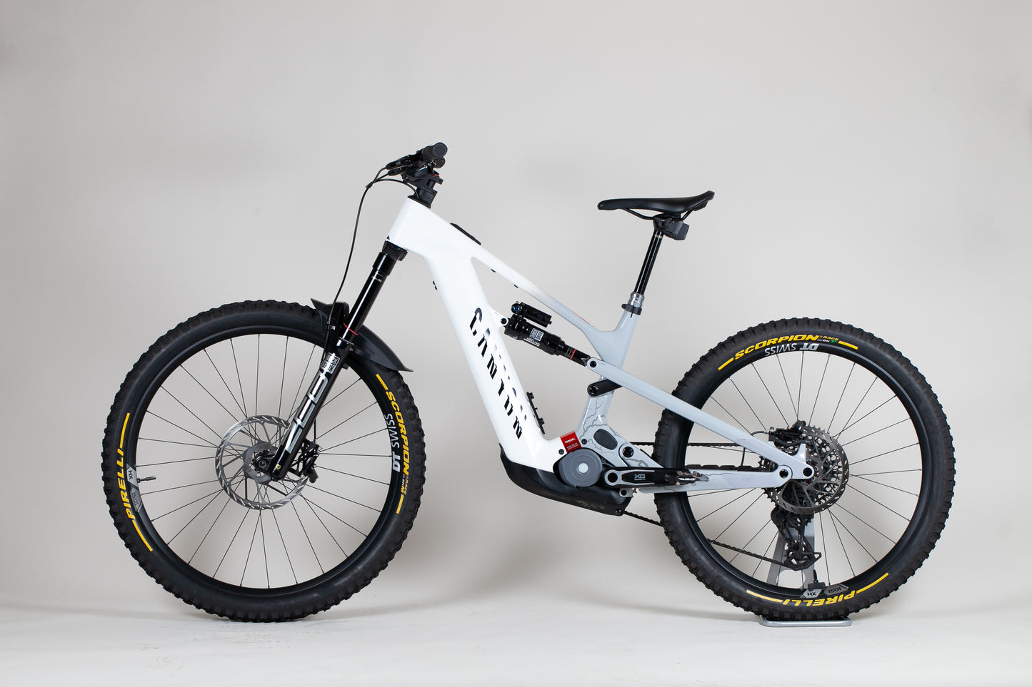 Canyon Strive:ON CFR LTD - käytetty sähköpyörä ajajalle 160-177 cm